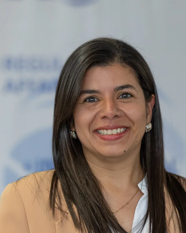 Ana De la Ossa, Líder de Operaciones Globales